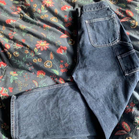 Brandy Melville carpenter jeans - Picture 2 of 3